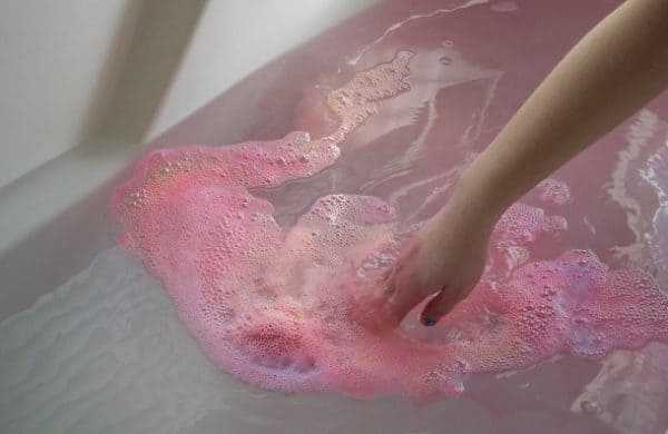 how to use bath bombs in the shower